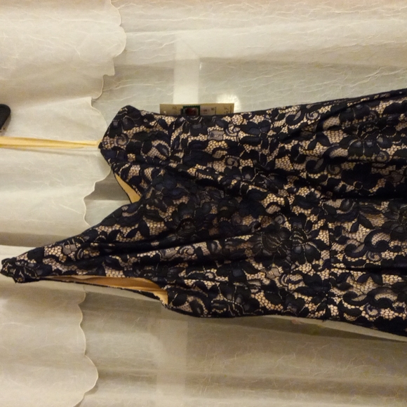 STUNNING Eliza J one shoulder NYSTROMS tea length navy lace dress size 10 - Picture 15 of 15